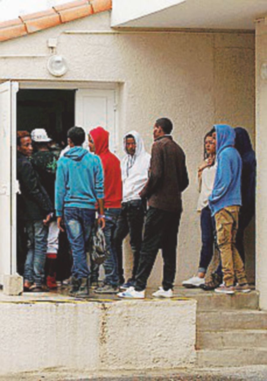 Un 19enne ghanese si impicca nel campo di Calais