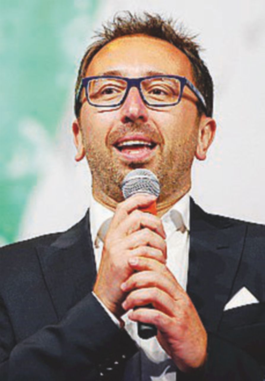 L’avvocato Vaglio (indagato) relatore sulla diffamazione