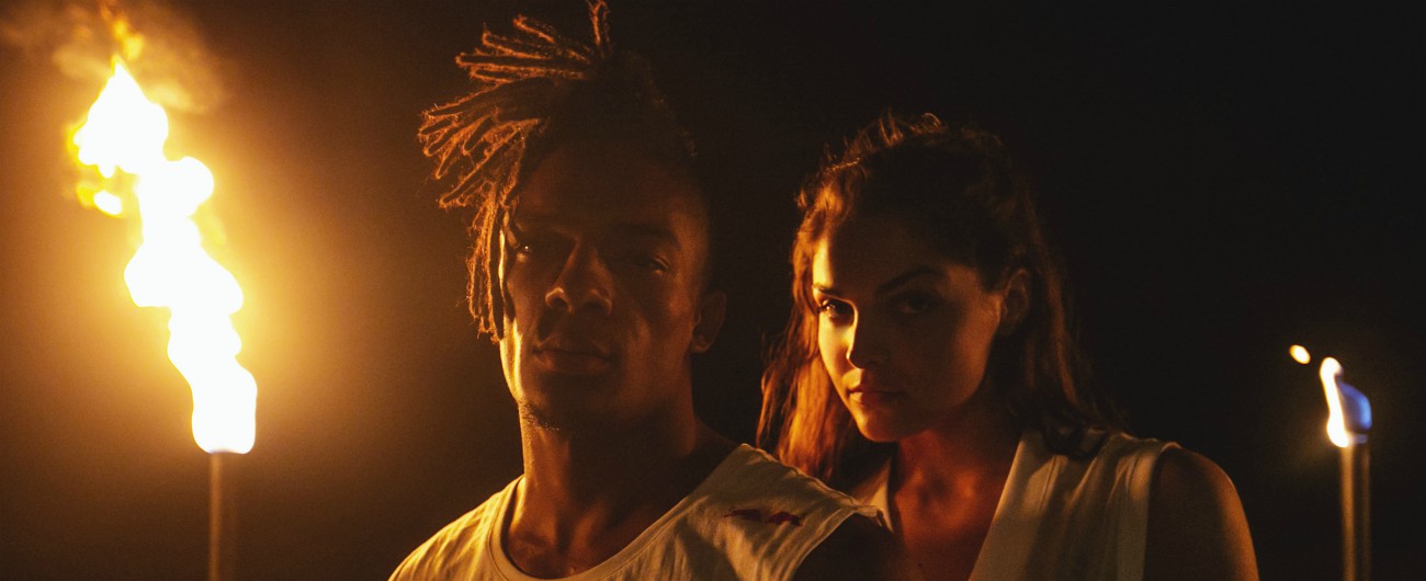 Copertina di Il primo giorno d’estate celebrato con il video di Red Bull Dance. Protagonista Neguin, star del breaking, tra fuoco e fiamme