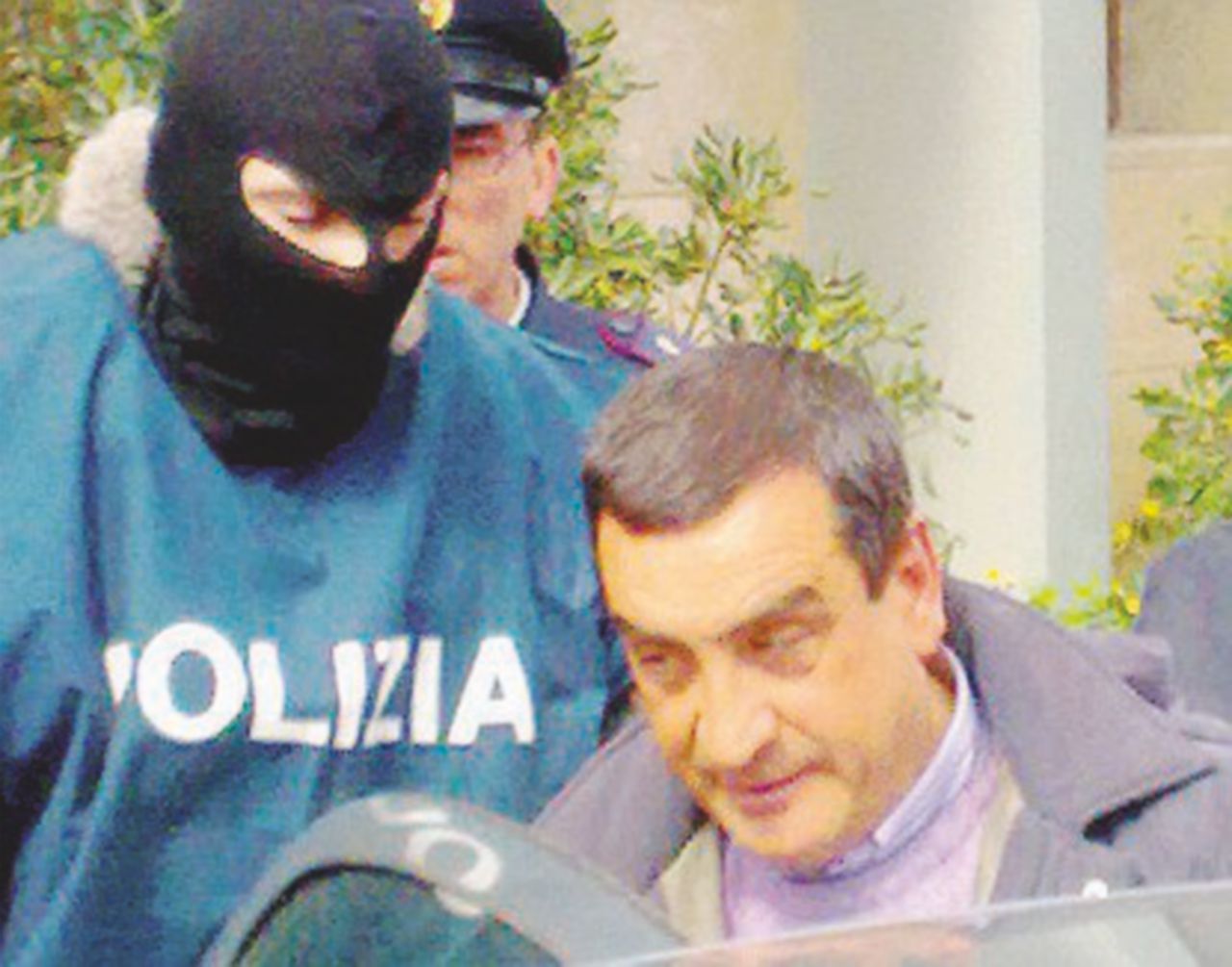 L’allarme di Fava: “Scarcerato il fratello di Messina Denaro” L’allarme di Fava: “Scarcerato il fratello di Messina Denaro”