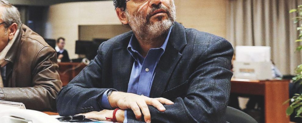 Scorta, le 3 lettere di Ingroia: “Così lo Stato mi lascia solo” Scorta, le 3 lettere di Ingroia: “Così lo Stato mi lascia solo”