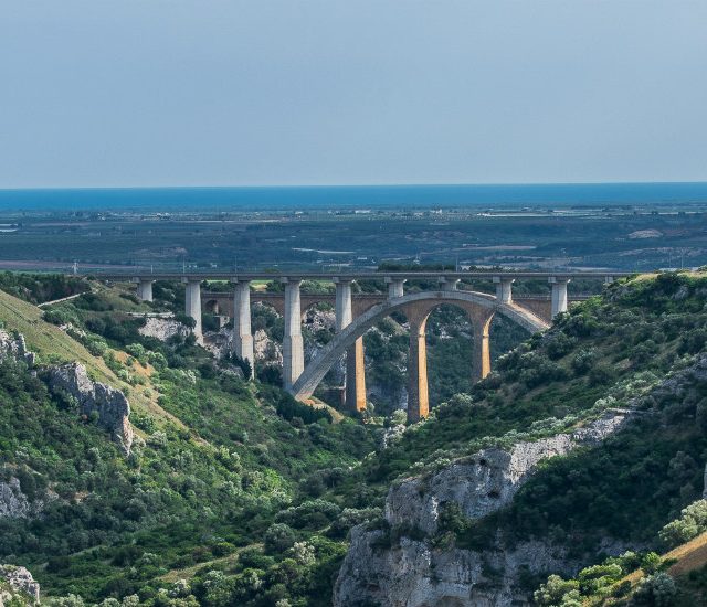 Puglia, un viaggio alla scoperta di Castellaneta tra panzerotti e borghi antichi