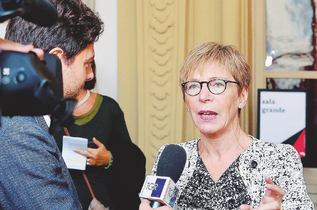 Copertina di “Altro che blocco navale, servono le quote per i migranti economici”