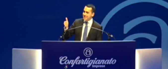 Copertina di Di Maio: “Su burocrazia e povertà si gioca il futuro del governo. Flat Tax per aiutare i più deboli”