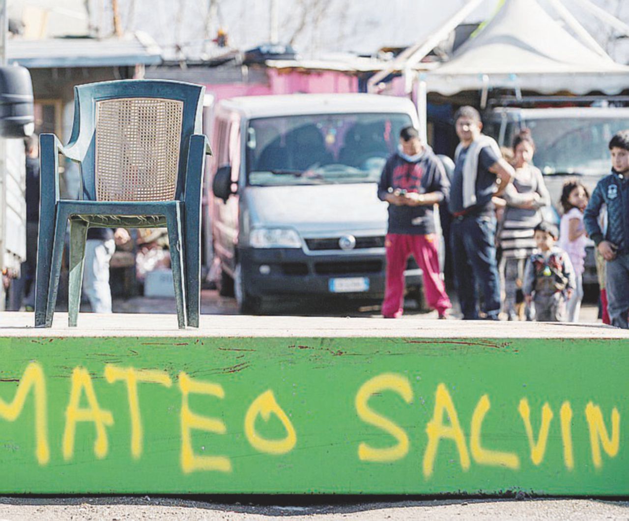 Copertina di Salvini a furor di popolo (Caminante). I rom di Sicilia che votano in massa Lega