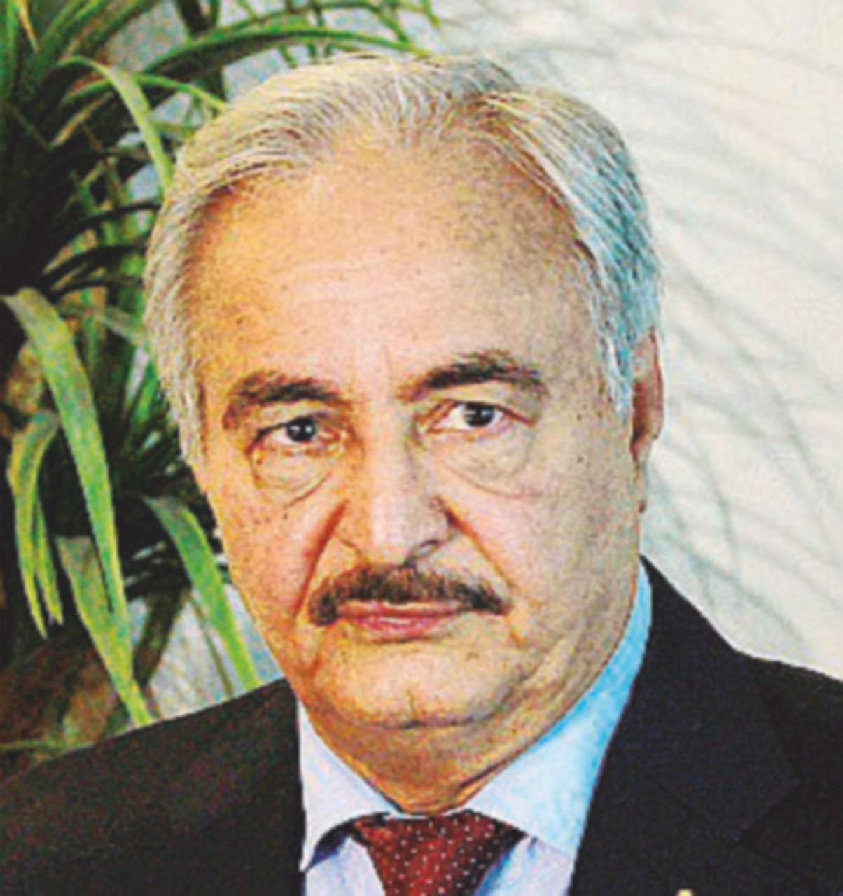 “Giù le mani dal greggio”: Usa, Italia & C. avvertono Haftar