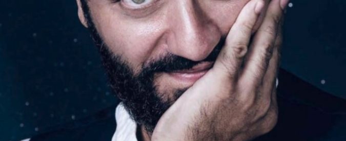 Il Terzo Segreto di Satira, Loizzi dopo il post sull’ex boss di Trani: “La foto con Salvini? Simbolo di un politico che tira fuori il peggio dell’Italia”