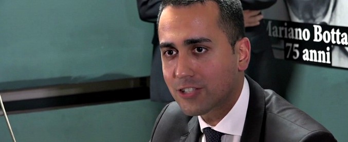 Copertina di Fondi Lega, Di Maio: “Nessun imbarazzo, riguarda lo scandalo di Bossi e del suo cerchio magico”