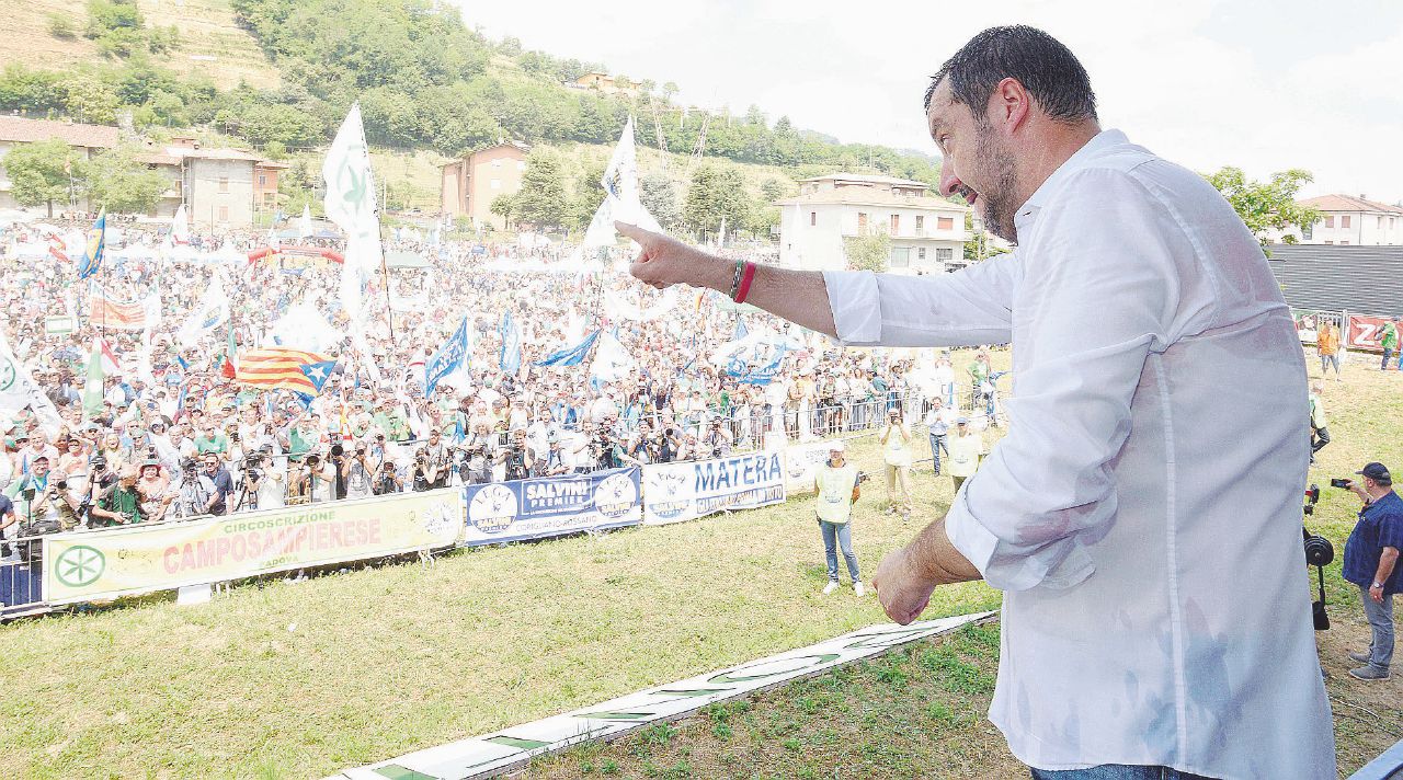 Lega, soldi e sede fantasma. Salvini: “Non so dove sia”