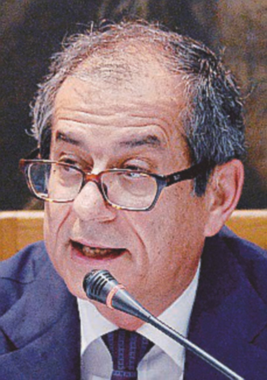 Tria: “Misure economiche graduali e di pari passo” Tria: “Misure economiche graduali e di pari passo”