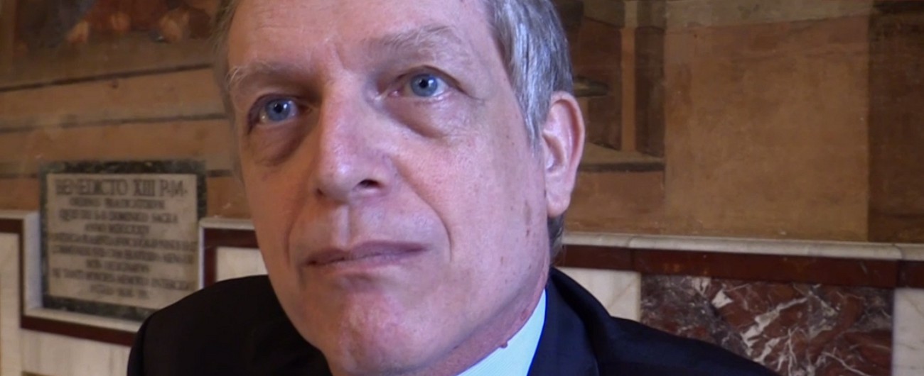 Copertina di PD, Cuperlo: “Dopo il disastro elettorale serve congresso subito e con regole diverse. Il PD va resettato”