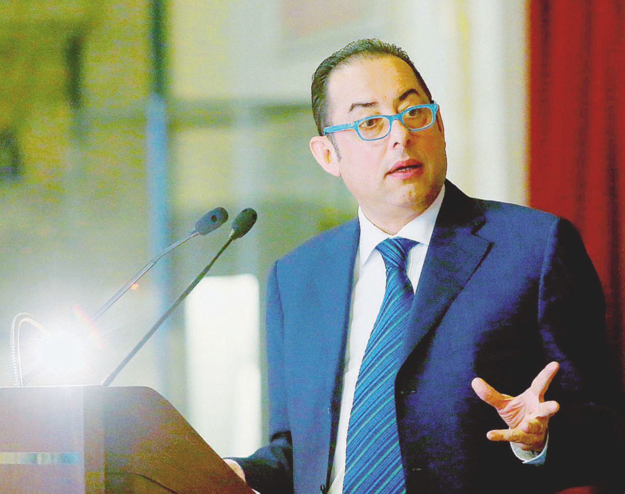 In Europa - Gianni Pittella è stato presidente del gruppo socialista e vice presidente del Parlamento europeo. Oggi è senatore - Ansa Da don Mimì a Domenico jr. I Pittellas non finiscono mai