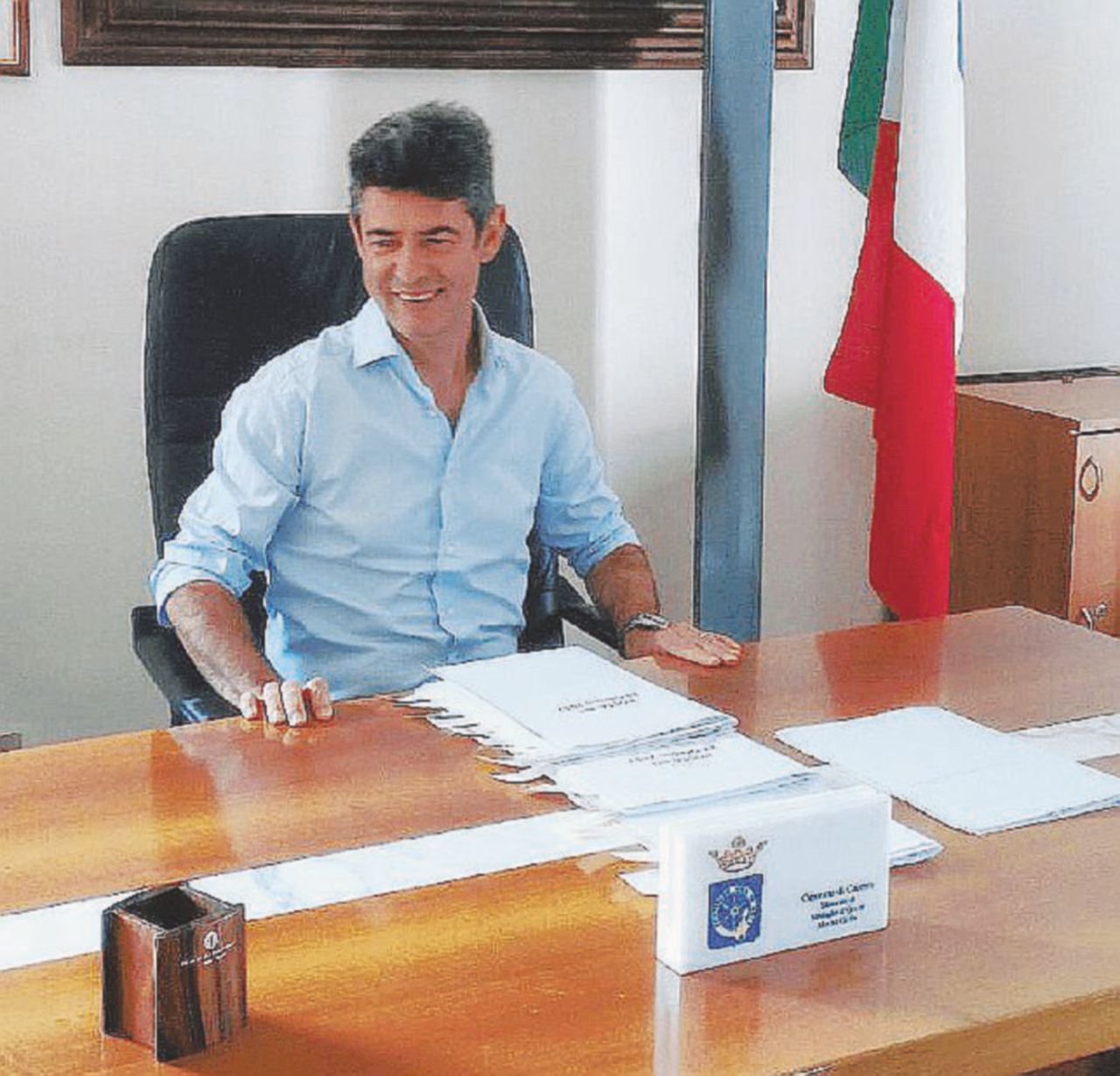 Porte aperte - Il sindaco 5Stelle di Carrara, Francesco De Pasquale: accoglierà i profughi di Massa Massa-Carrara: Lega respinge, M5S accoglie
