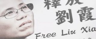 Copertina di Cina, libera dopo 8 anni Liu Xia. La vedova di Liu Xiaobo verso Berlino. “E’ più facile morire che vivere”