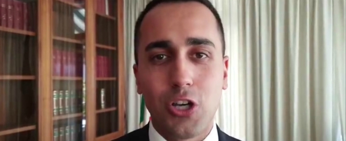 Copertina di Vitalizi, l’annuncio di Di Maio su Facebook: “Abbiamo abolito i vitalizi agli ex parlamentari. Soldi tolti ai privilegiati”