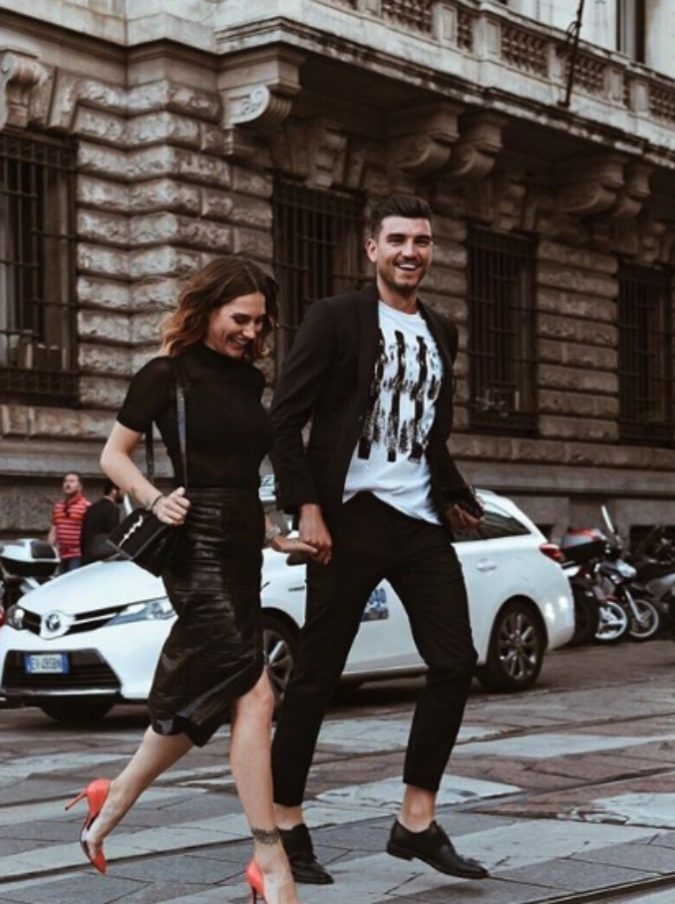 Ballare ragazzi nudi