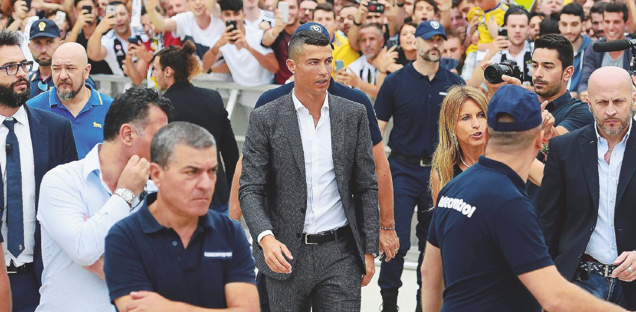 Copertina di Cristiano il “diverso” che vuole fare  la Storia