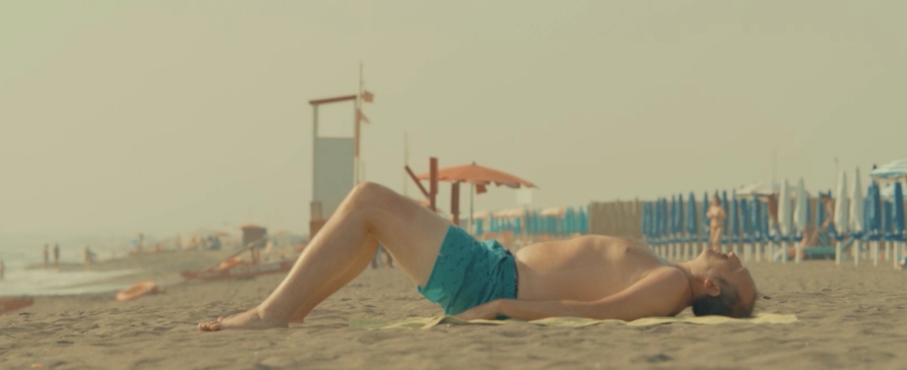 Copertina di Arriva “Estate Sicura”, la campagna della CRI per superare la prova costume. La corretta esposizione al sole