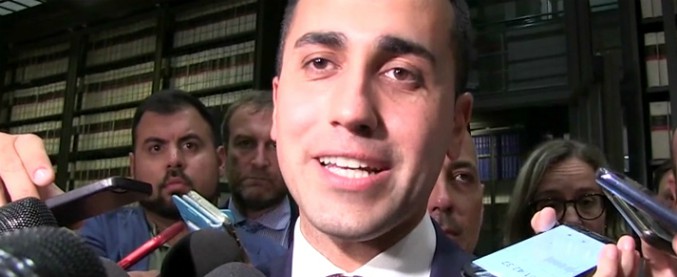 Copertina di Dl dignità, Di Maio: “Confindustria sbaglia a difendere il gioco d’azzardo. Inps? No polemica, diverse vedute”