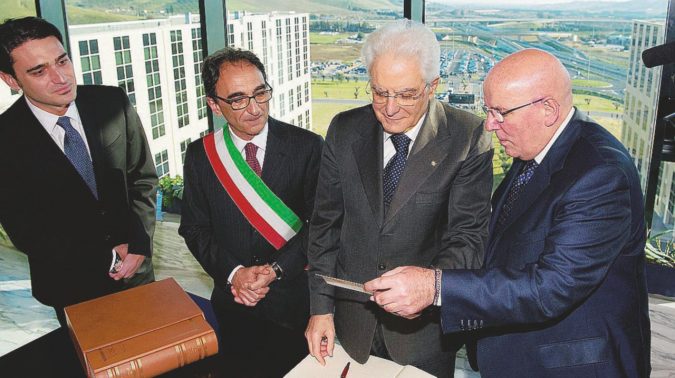 Fascia Tricolore - Sergio Abramo con Sergio Mattarella “Sono il sindaco del vaffa con la passione per D’Alema”