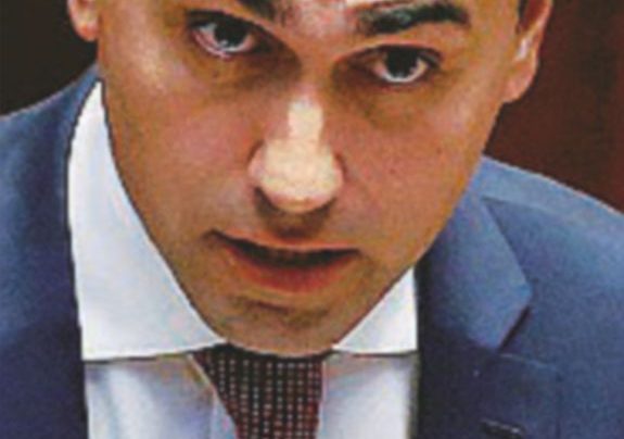 Vicepremier - Luigi Di Maio è titolare del Mise - LaPresse Dl Dignità, caso chiuso: niente “manina”. Nuovo scontro Di Maio-Confindustria