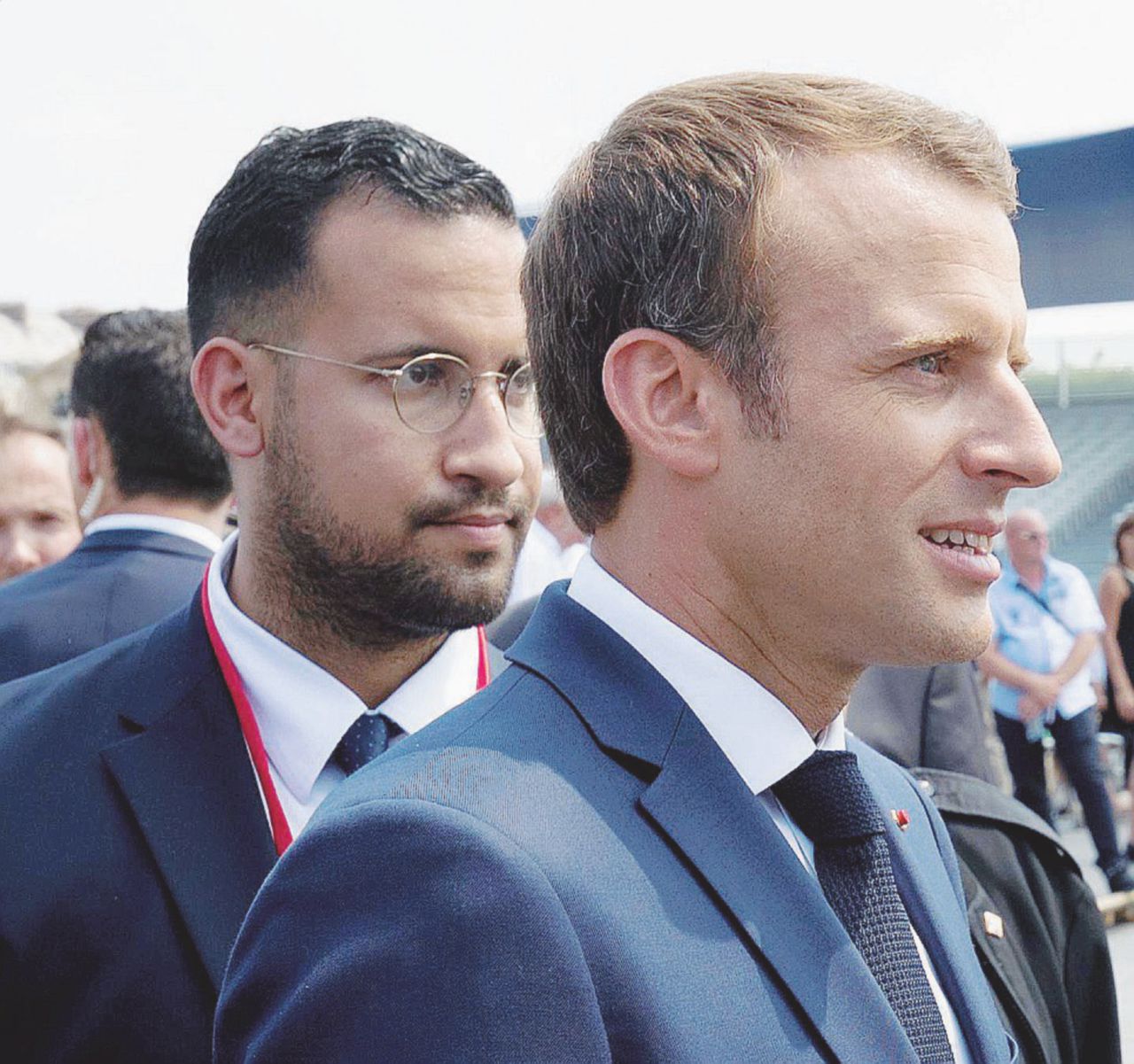 La foto - Parata del 14 luglio: la sicurezza di Macron affidata a Benalla - Ansa L’ennesima bugia: Macron alla parata con il picchiatore