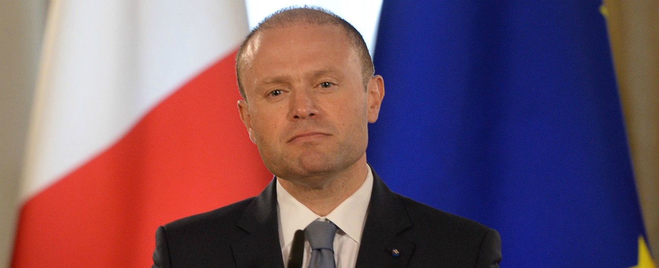 Malta, scagionato il premier Muscat: “Nessuna prova che colleghi società citata in Panama Papers alla sua famiglia”