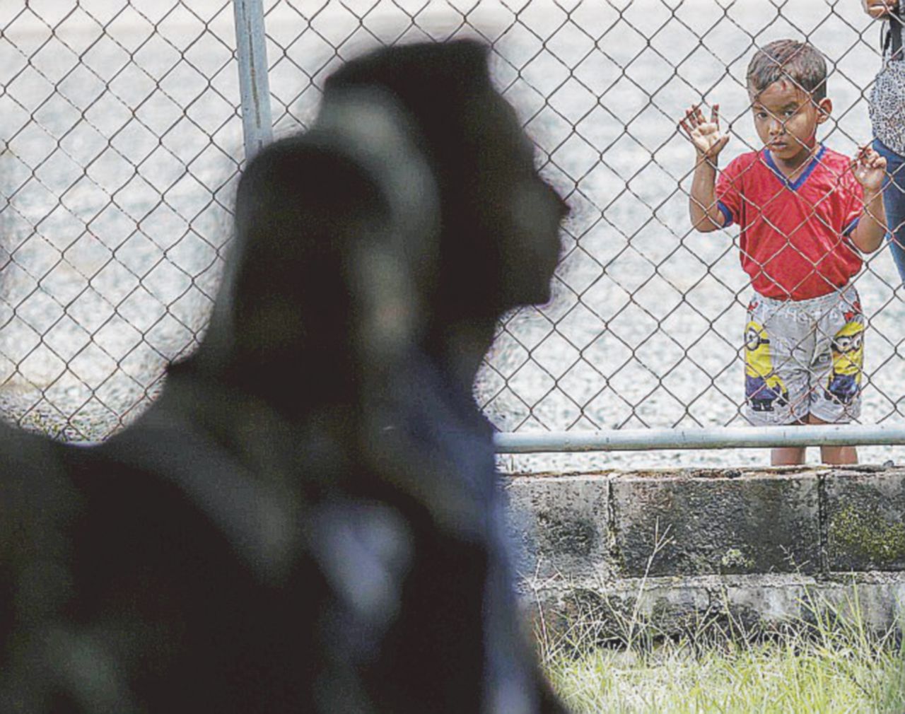 Copertina di A sette anni prigioniero nelle carceri di Trump