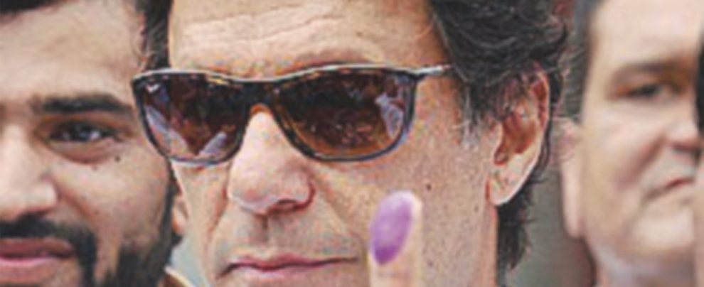 Imran Khan, dal cricket alla poltrona di premier Imran Khan, dal cricket alla poltrona di premier