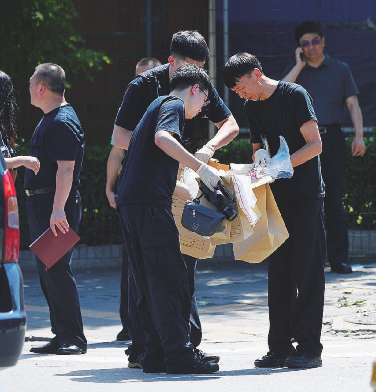 Cina, come far sparire un bombarolo maldestro