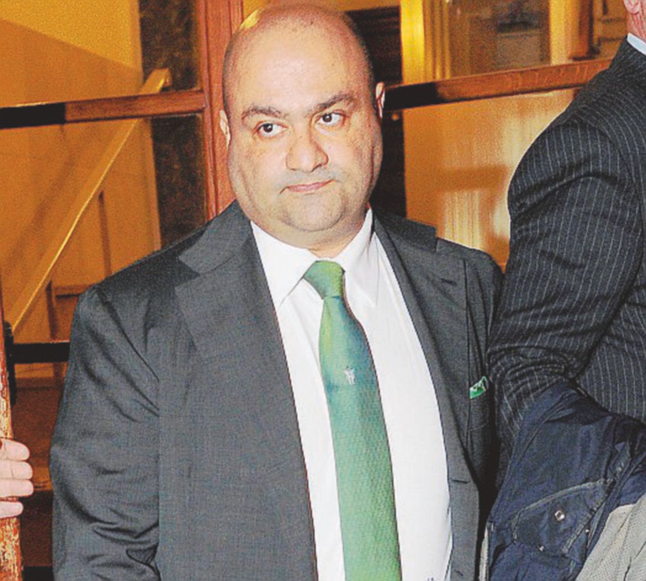 Copertina di Lega contro Lega: querela per appropriazione indebita nei confronti dell’ex tesoriere Belsito