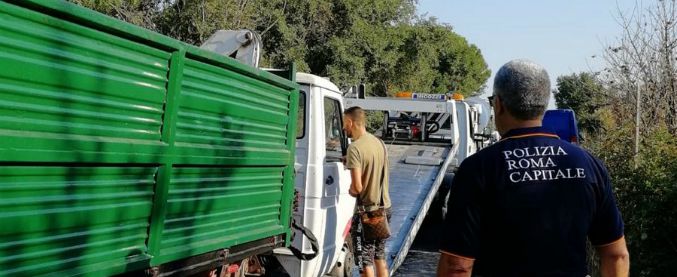 Copertina di Roma, traffico di rifiuti pericolosi gestito da clan bosniaco: quattro arresti e 19 indagati