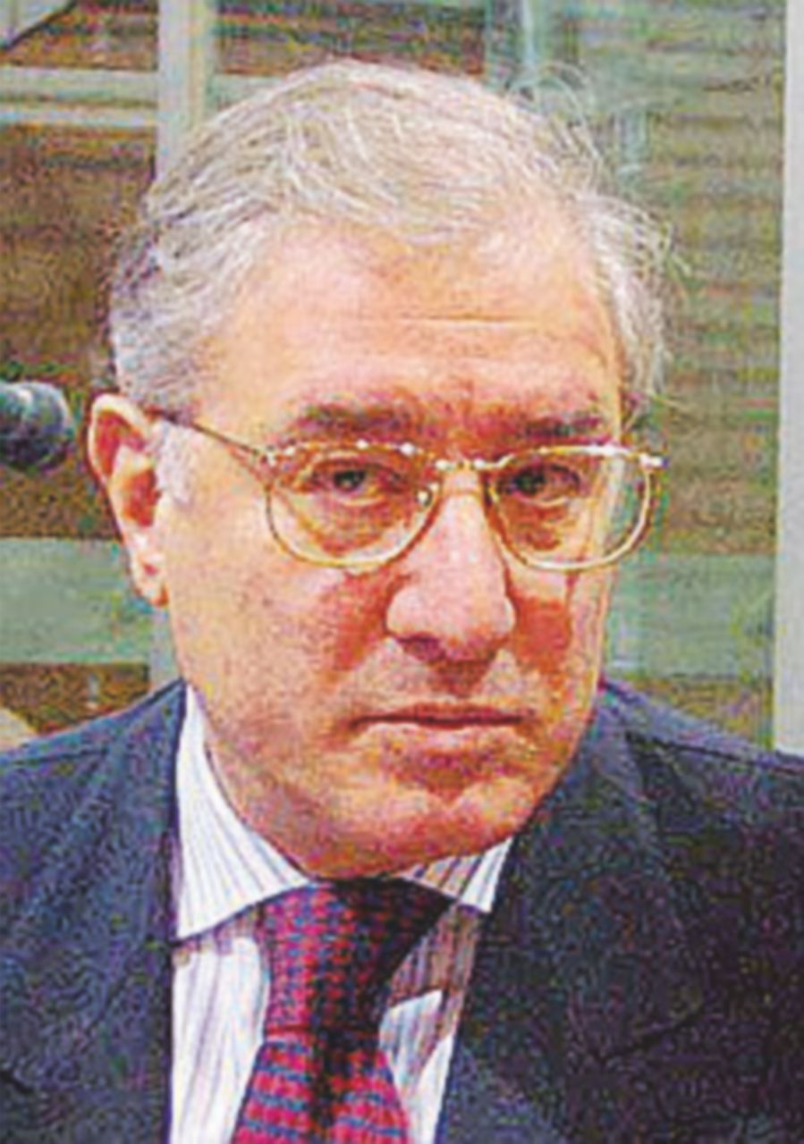 L’ex senatore Dell’Utri ai domiciliari: operato due volte a Roma