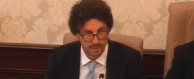 Copertina di Tav, Toninelli: “Attueremo revisione dell’opera per valutare costi e benefici. Non escludiamo abbandono del progetto”