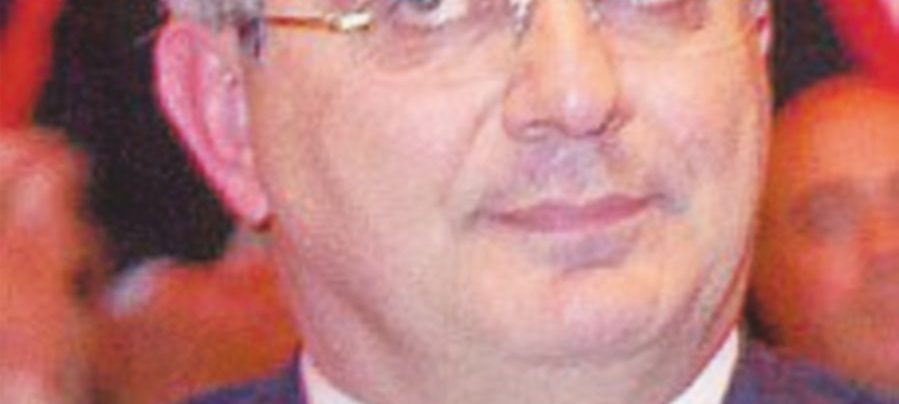 La Giunta dà 3 giorni a D’Alfonso: “Rinunci al posto in Regione” La Giunta dà 3 giorni a D’Alfonso: “Rinunci al posto in Regione”