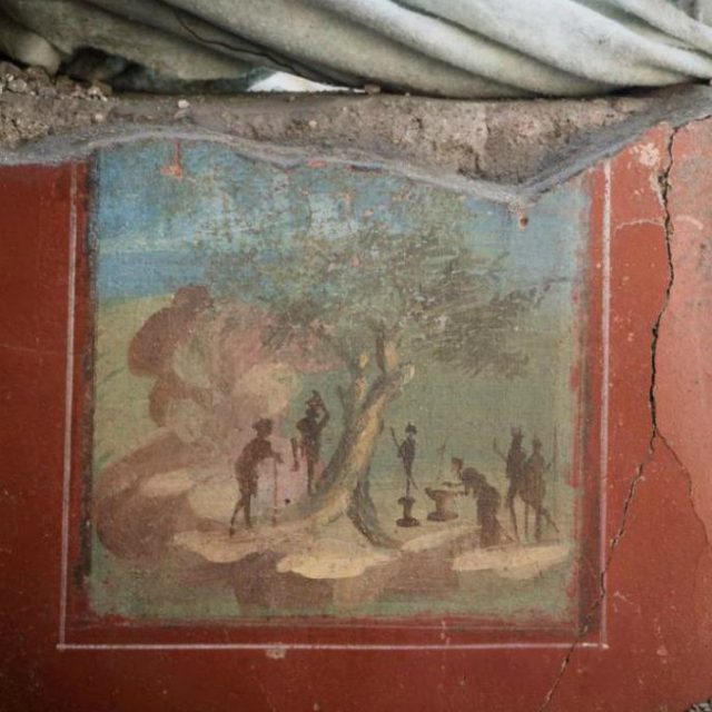 Pompei, nuove scoperte nella “Casa di Giove”: emergono affreschi e antiche decorazioni in Primo stile