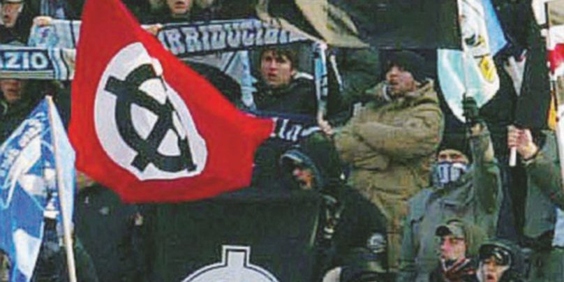 Simboli - Striscioni in curva - Ansa Il decreto incubo della destra e delle curve