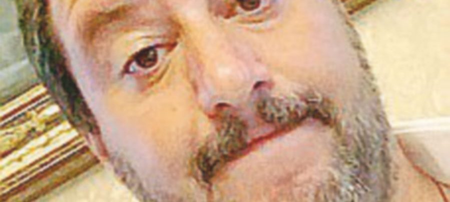 “Cretino chi tira uova”. Ma il leghista le tirò contro D’Alema “Cretino chi tira uova”. Ma il leghista le tirò contro D’Alema