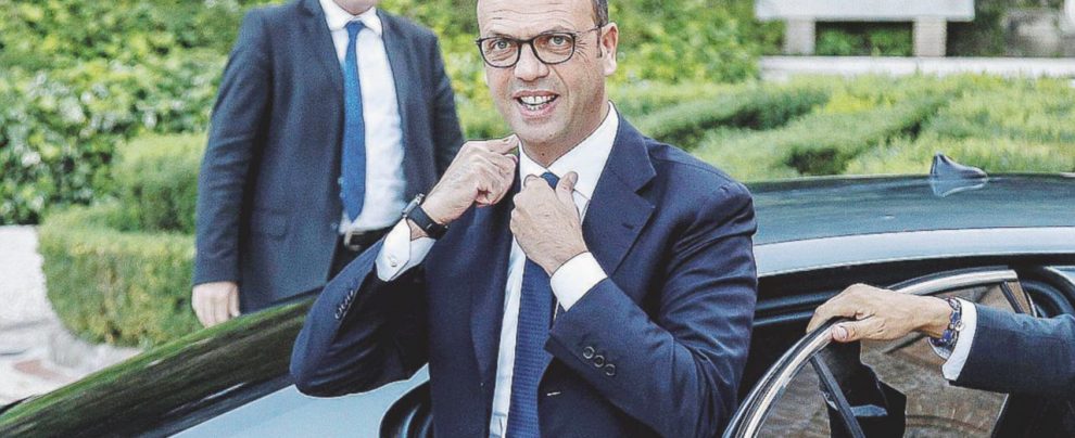 L’ex ministro - Alfano è stato titolare della Giustizia con Berlusconi, poi agli Interni e agli Esteri con le larghe intese - Ansa Avvocato per trovare affari in Africa: nuova carriera per Alfano