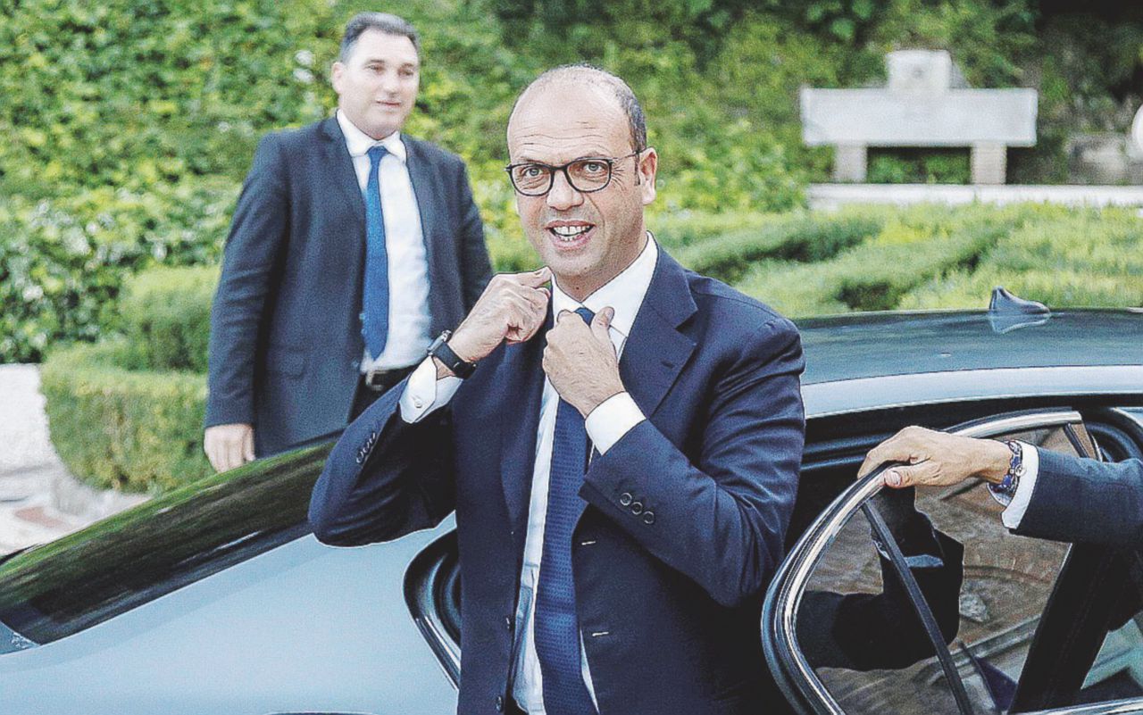 L’ex ministro - Alfano è stato titolare della Giustizia con Berlusconi, poi agli Interni e agli Esteri con le larghe intese - Ansa Avvocato per trovare affari in Africa: nuova carriera per Alfano