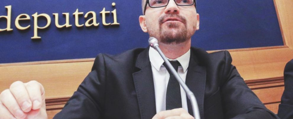 Pentastellato - Il sottosegretario M5s Simone Valente - Ansa “Mi-To-Co unica via ma sui Giochi il M5s ha diritto di veto”