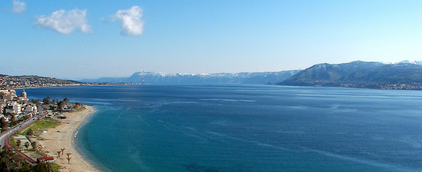 Stretto di Messina, la Consulta ha dato torto alla Calabria: l’Autorità portuale in Sicilia è legittima