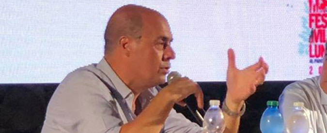 Copertina di Pd, Zingaretti: “Presuntuoso ironizzare su piattaforma Rousseau, quando noi non abbiamo potenza nella rete”