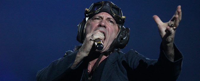 Bruce Dickinson, il cantante degli Iron Maiden compie 60 anni. E la sua voce non ha smesso di volare