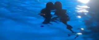 Copertina di Capri, la modella Heidi Klum in vacanza con il fidanzato: bagno proibito nella Grotta Azzurra