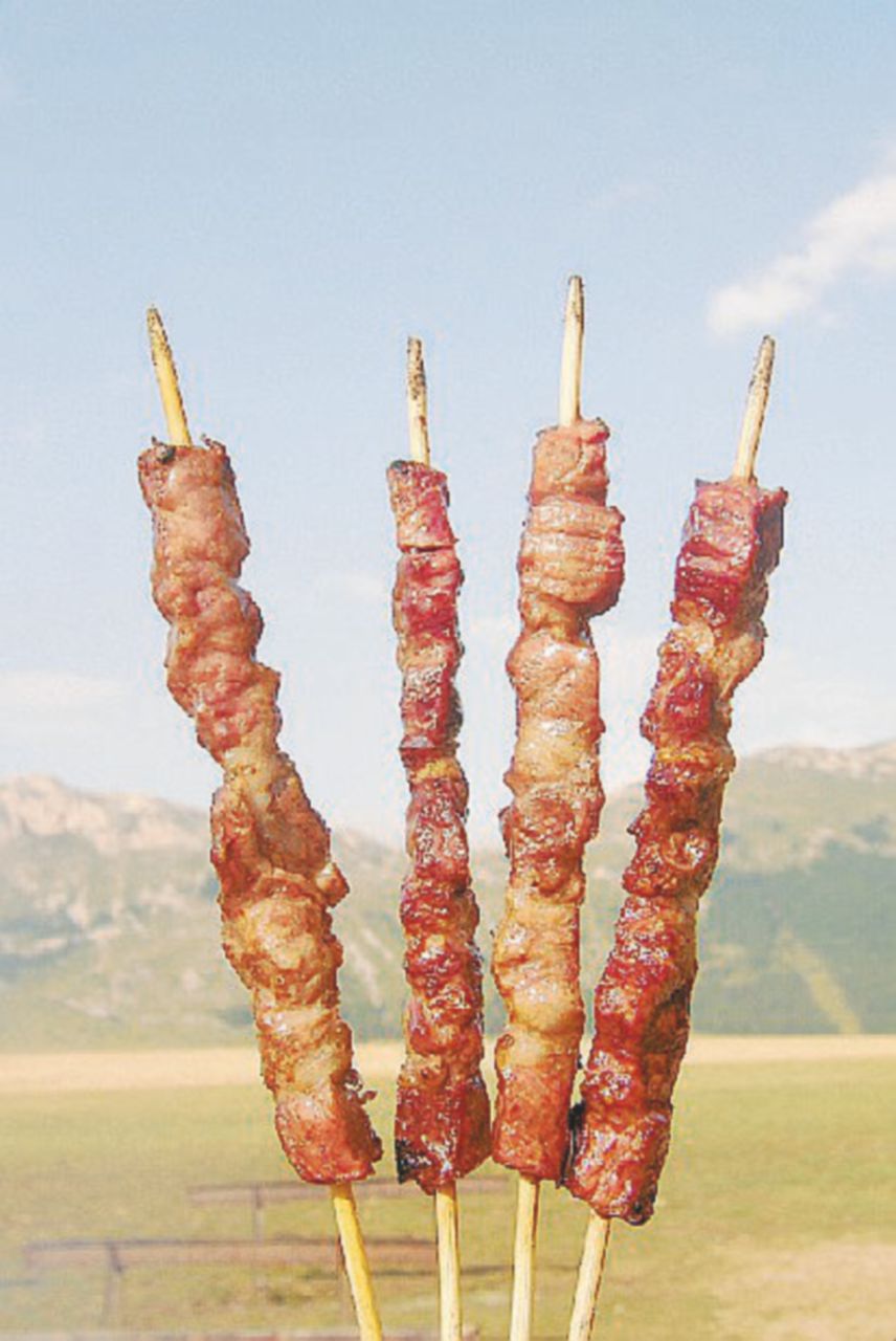 Specialità abruzzese 3 commissioni per il “decreto-arrosticino”