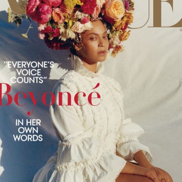 Beyoncé in copertina su Vogue si confessa: “In gravidanza pesavo 100 kg, ho subito un cesareo d’emergenza. Sono quasi morta”