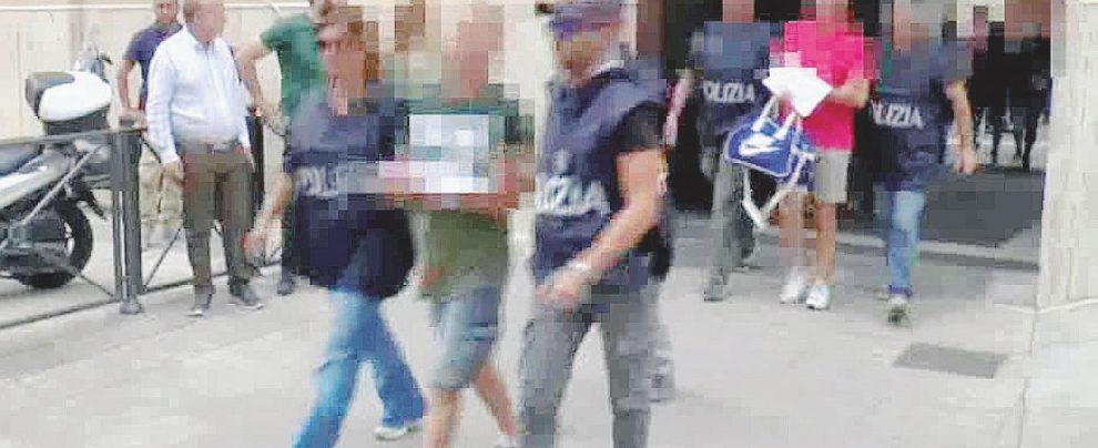 Squadra Mobile - L’indagine di Palermo è partita dopo la morte di un tunisino Hadry Yakoub nel gennaio 2017 - Ansa Truffa alle assicurazioni con falsi incidenti: gambe e braccia spezzate a prezzi di saldo