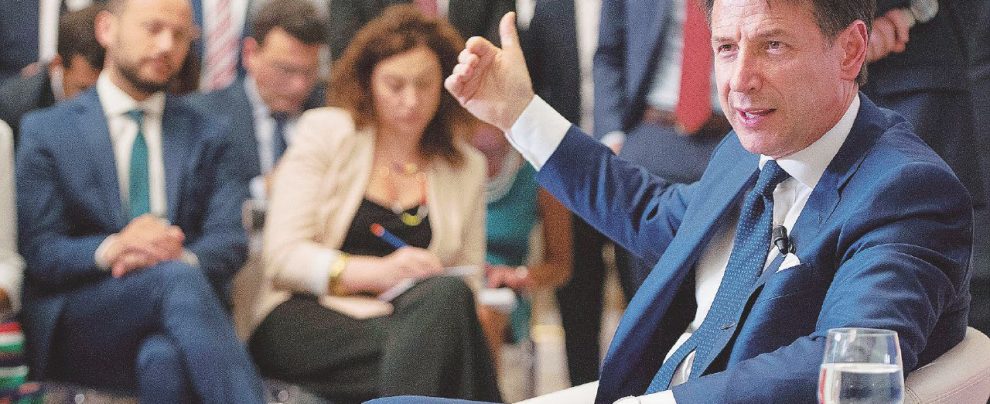 Conte inizia a fare il premier (sotto l’egida di Mattarella) Conte inizia a fare il premier (sotto l’egida di Mattarella)