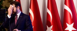 Turchia, la catena di errori che Erdogan maschera con la teoria del complotto: ora la crisi di Ankara minaccia le banche Ue